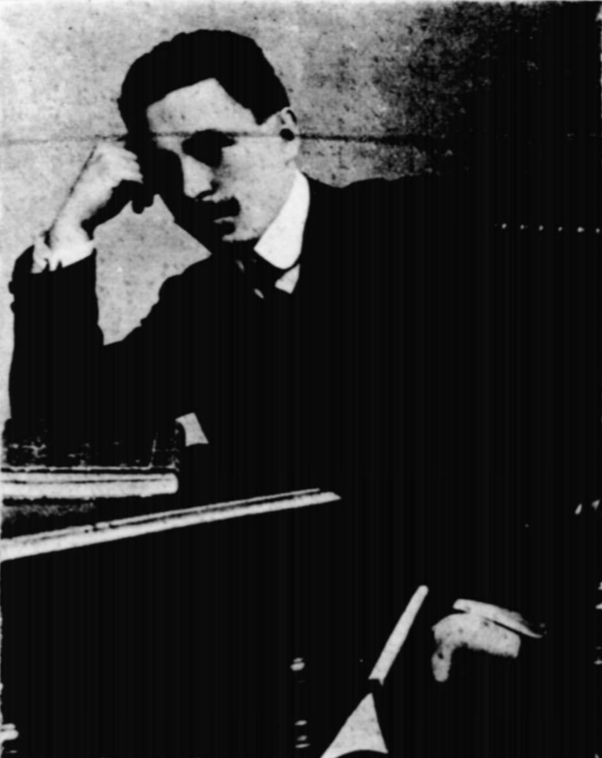 Ervín Taussig na fotografii z roku 1908. Kalendář českožidovský 35, 1915/16, s. 72a.