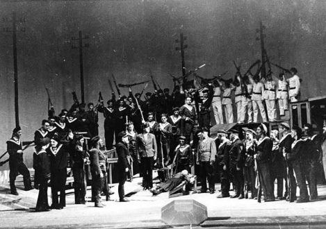 V. Višněvskij: Optimistická tragedie, činohra Českého divadla v Olomouci, 1935. Soukromý archiv Jiřího Stýskala.