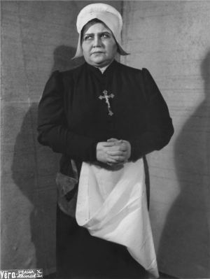 Antonie Nedošínská jako Ančka (A. Jirásek: M. D. Rettigová, Národní divadlo, 1938), fotograf neuveden. Archiv ND, složka A. N.