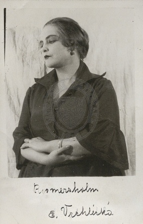 Rebeka Westová (H. Ibsen: Rosmersholm, Národní divadlo, 1922), fotograf neuveden. Sbírka Národního muzea, Divadelní oddělení, H6E-1158.