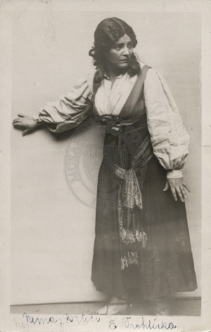 Fenella (D.-F. E. Auber: Němá z Portici, Národní divadlo, 1919), fotograf neuveden.  zdroj: Sbírka Národního muzea, Divadelní oddělení, H6E-2453.